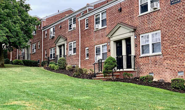 Belleview Gardens Apartments property